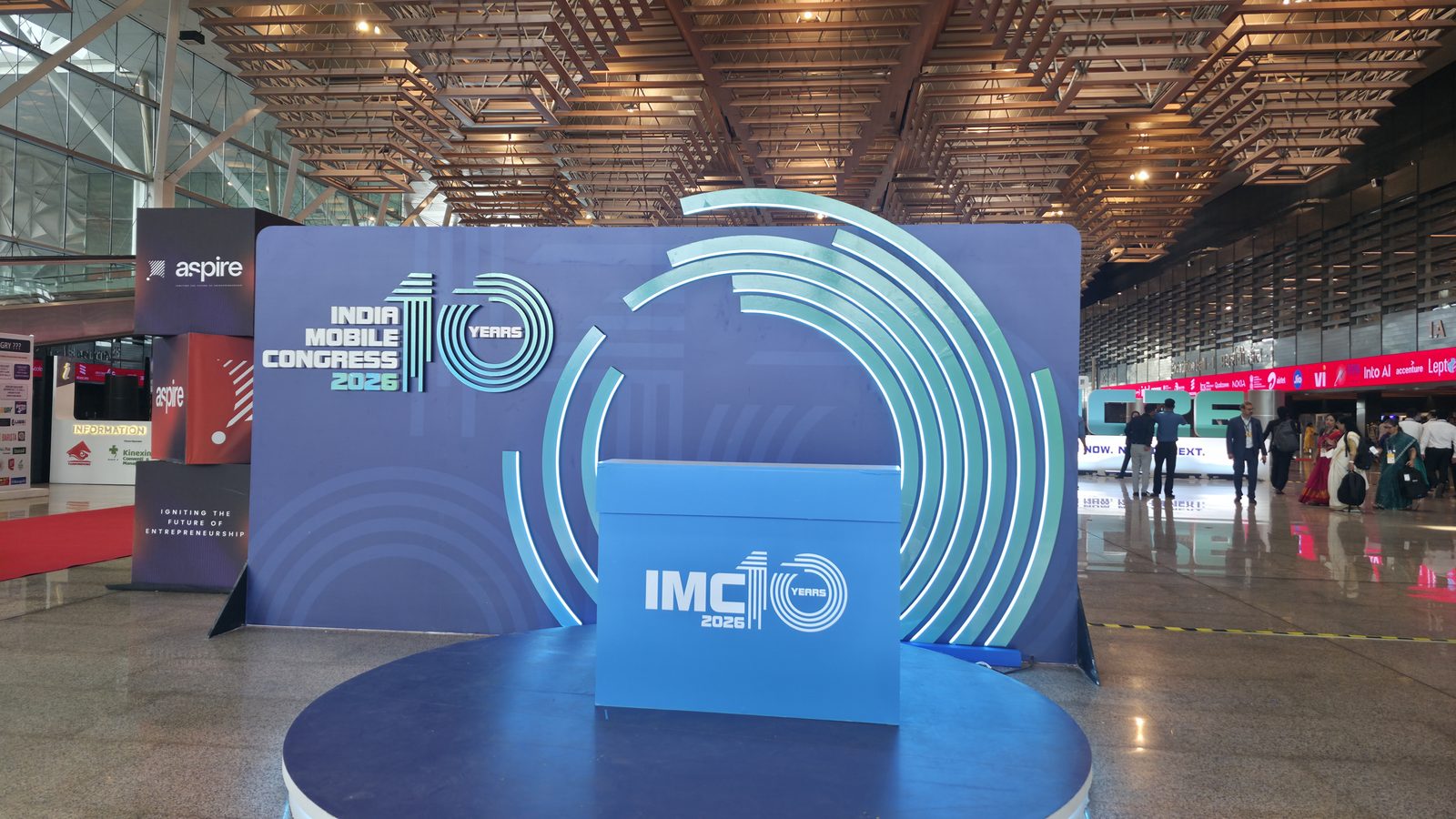 The IMC 10 sign inside Yashobhoomi.